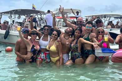 Cartagena: 5 Rosario Islands Tour with snorkeling + plankton