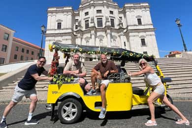 Lisbon:4-HOUR Guided Tuk Tuk Tour Old Town City Center Belem