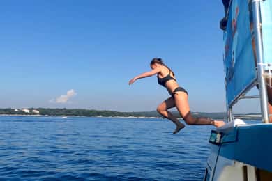 Funtana: Lim-Fjord-Kreuzfahrt & Schwimmen in der Nähe der Piratenhöhle
