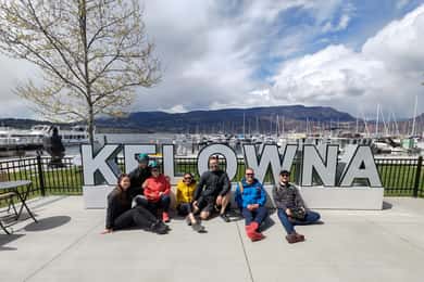 Kelowna: Guided E-Bike City Highlights Tour