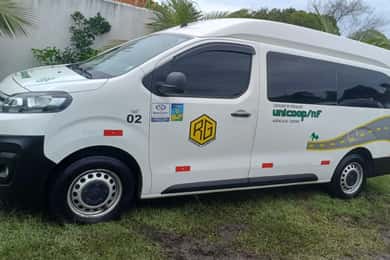 Rio de Janeiro: Private transfer for 8 to 10 passengers
