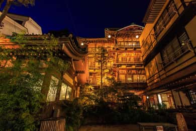 Tokyo: Nagano Tour with Snow Monkey Park & Zenko-ji Temple