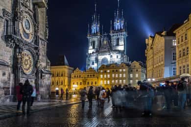Passeio noturno místico por Praga