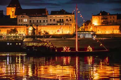 Toruń: Toruń at Night from a Boat on the Vistula