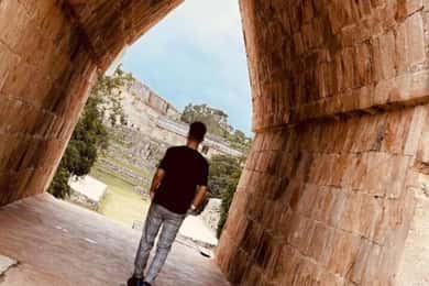 Visite privée au lever du soleil à Uxmal en Land Rover avec petit-déjeuner maya