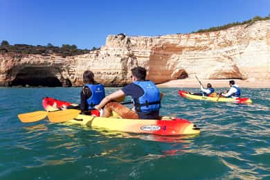 Benagil: Tour guidato in kayak delle grotte e dei luoghi segreti di Benagil