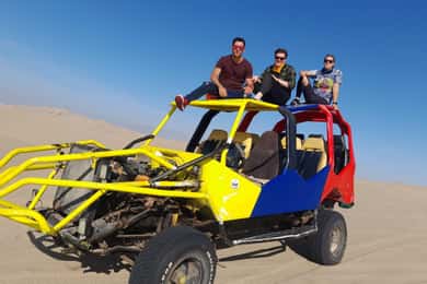 Depuis Lima : visite de l'oasis de Huacachina, vignoble et coucher de soleil dans le désert