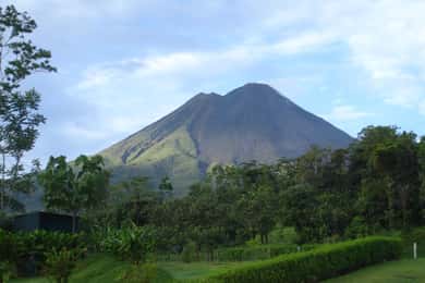 Grecia y Arenal: Culture Experience and Baldi Hot Springs