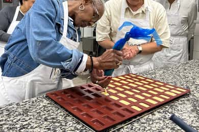 Paris: Baking Insider Experience with a Professional Baker