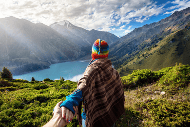 Almaty: Wanderung zum Großen Almaty-See mit Picknick