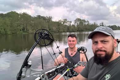 Sri Lanka Fishing tours and guided bowfishing fishing Carter