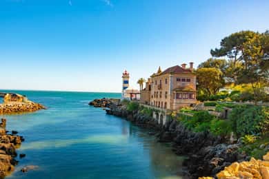 Lisboa: Sintra, Pena, Regaleira, Cabo da Roca, Cascais Tour