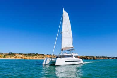 Vilamoura: Algarve Private Sunset Catamaran Charter