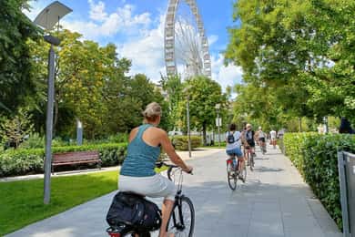 Budapest Highlights Bike Tour with a local guide