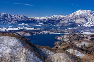 Nagano: Snowboard Riding Experience & Local Life Guided Tour