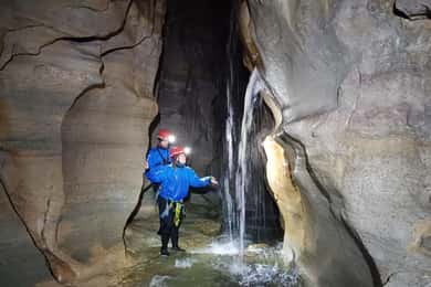 Christchurch: Cave Stream & Castle Hill Tour
