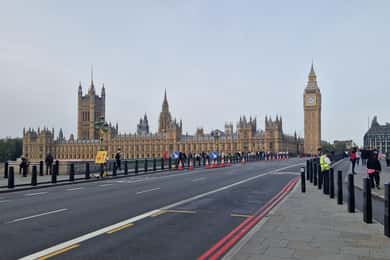 London by taxi: Highlights Tour in a real London Black Cab.