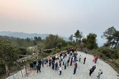 Amanecer en Nagarkot y Caminata a Changunarayan