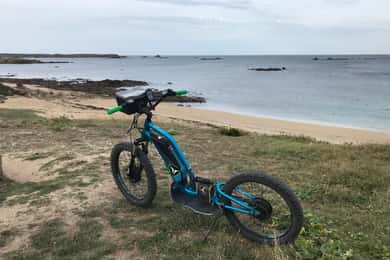 Erdeven: Les Dunes Du Bego - All terrain electric scooter