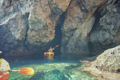 La Herradura: Maro Cliffs Kajak und Schnorchel Tour