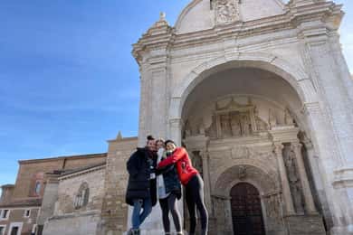 Private Bécquer's route, Trasmoz, Veruela's Monastery +food