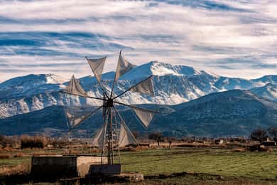 Crete: Lasithi Plateau & Knossos Palace Day Trip
