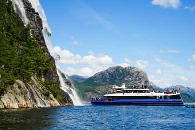 Stavanger: Lysefjordcruise, fiske og middagstur