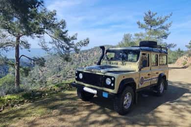 Paphos: Troodos Mountains Jeep Tour with Wine Tasting