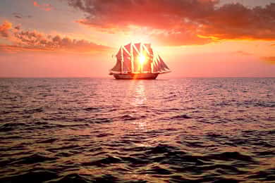 Singapur: Crucero en velero al atardecer con comida de 4 platos