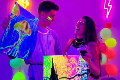 Sevilla: Wine Gogh Glow Academy Mal- und Verkostungskurse