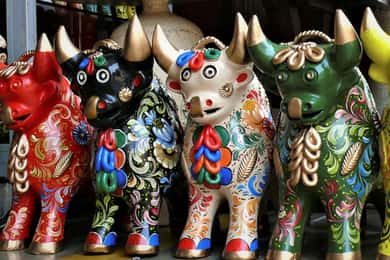 Cusco: Art and Culture Workshop|Paint your Torito de Pucará