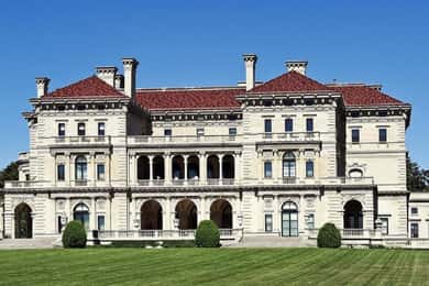 Small Group Newport,The Breakers and Marble House 1-Day Tour