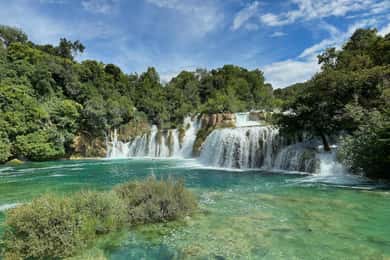 Vanuit Zadar: Krka watervallen tour met panoramische boottocht