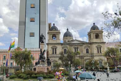 Walking city tour La Paz