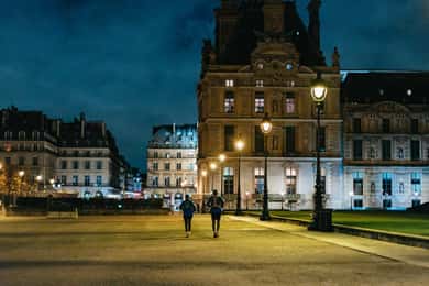 Paris: Passeio turístico e corrida ao nascer do sol