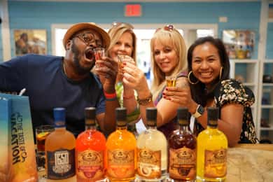 Orlando: Moonshine Mixology Class with Tasting Flight