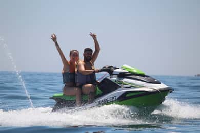 Algarve: Jetskiverhuur in Armação de Pêra