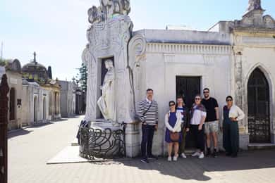 Beleza e arte da morte: Cemitério da Recoleta