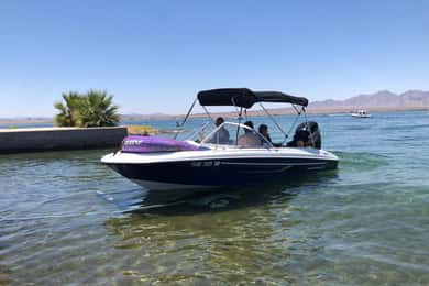 Bayliner Ski Boat