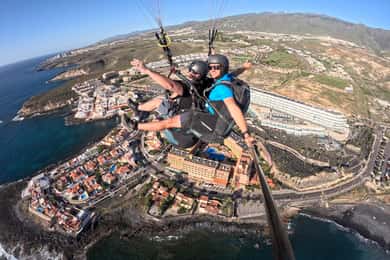 Tenerife: lange paraglidingvlucht! Inclusief transfer