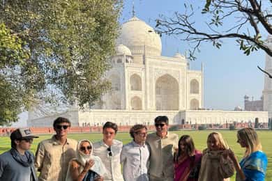 Tour de 7 días por el Triángulo de Oro con Varanasi y safari en tigre