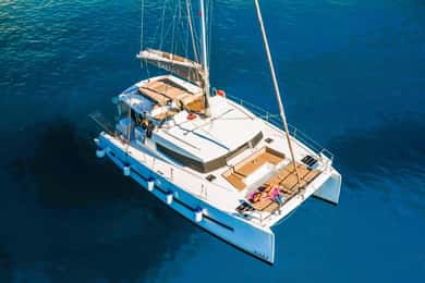 Limassol: Luxury Catamaran Cruise with Lunch and Drinks