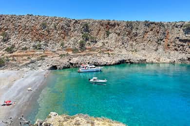 Chania: Menies Beach & Chironisia Bay Cruise with Snorkeling