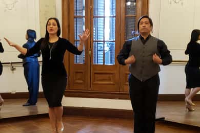 Aula de tango em Buenos Aires com dançarinos profissionais