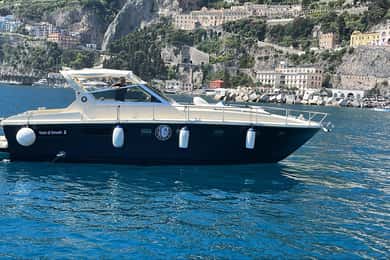 Amalfi Coast: boat tour - Positano Capri views