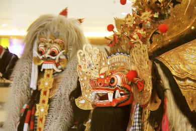 Ubud: Pokaz tańca Barong i Kris w świątyni Puseh w Batubulan