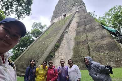 Tikal Groepstour vanuit Flores