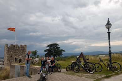 SKOPJE LEJ EN CYKEL