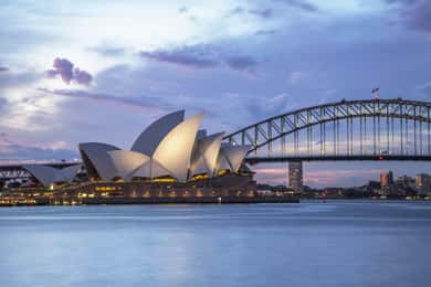 Sydney: Opera House & Featherdale Wildlife Park Tour