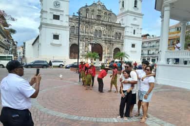 Panama City periphery: Private custom City Tour
